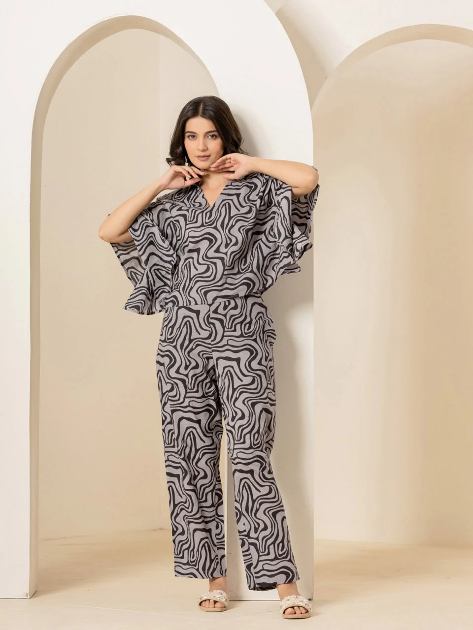 Fluid Wave Noir Black Kaftan Top - Image 4