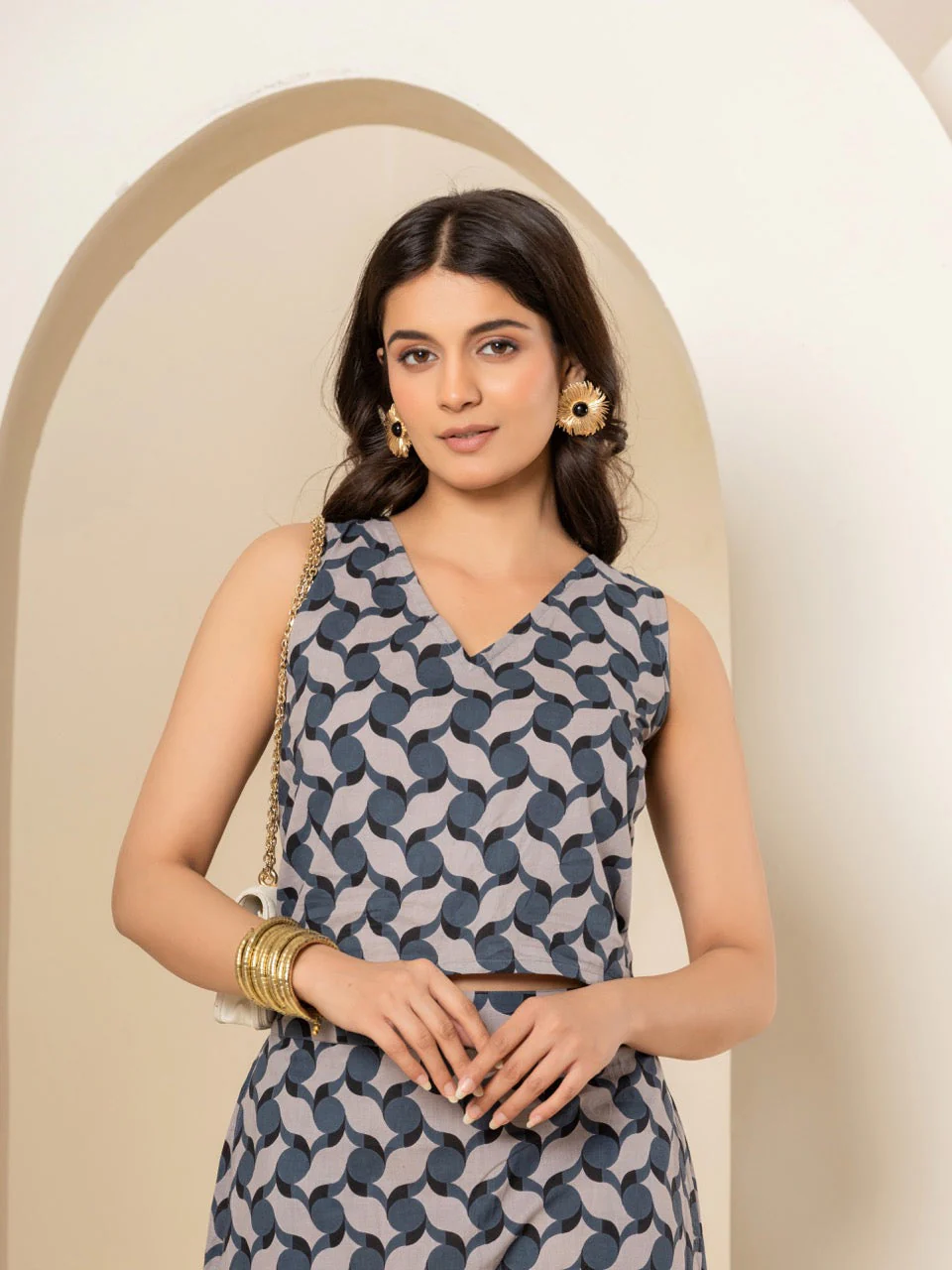Geometrical Grey Back Tie Top - Image 2